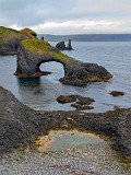 islande east coast arch4.JPG